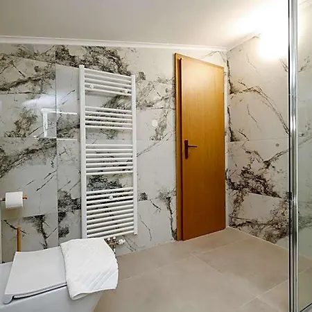 Silver Luxury Apartments By Adex Travel Hotel 3*
